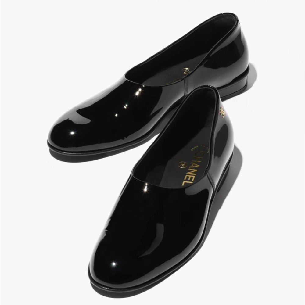 COPY - Chanel Moccasins
Patent Calfskin 
Black